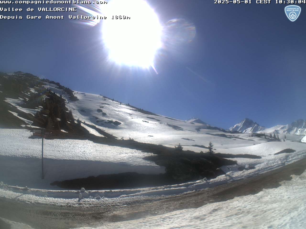 Webcam situee a la gare d'arrivee de la telecabine de Vallorcine 1850 m